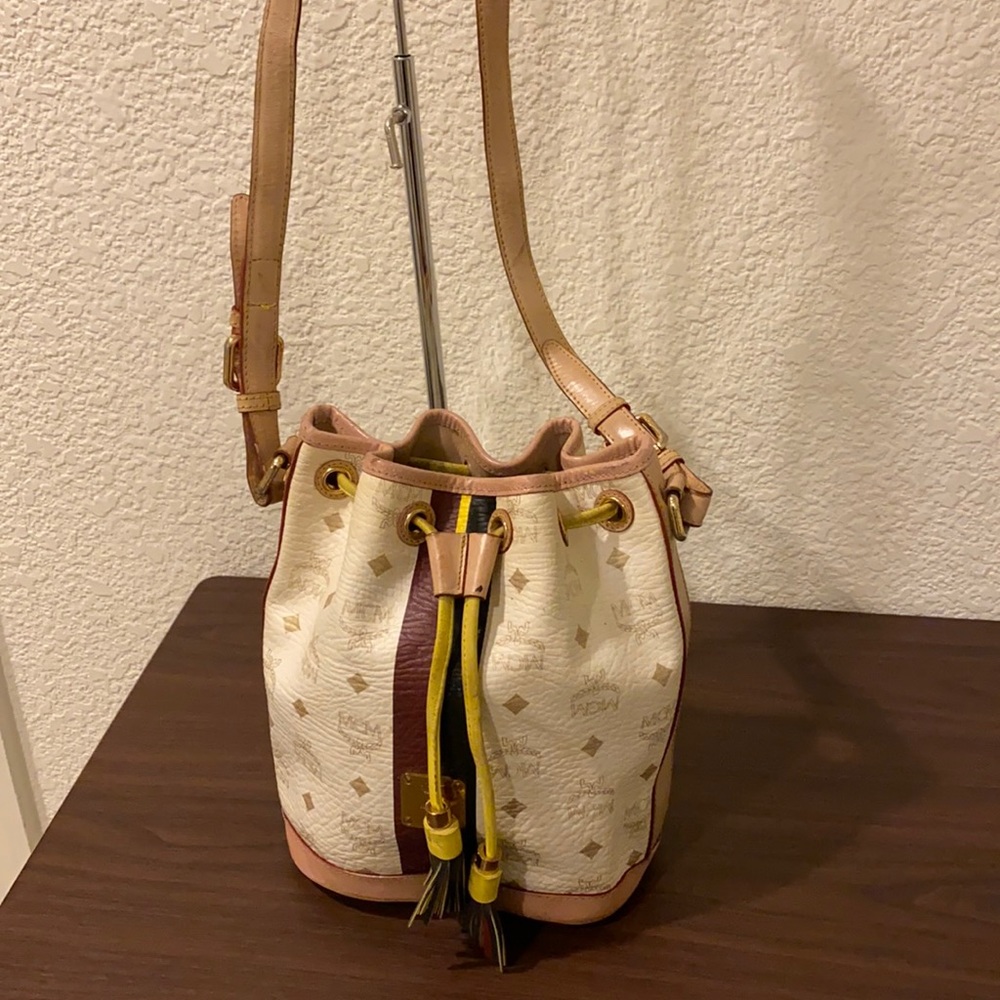 MCM Visetos Mini Bucket